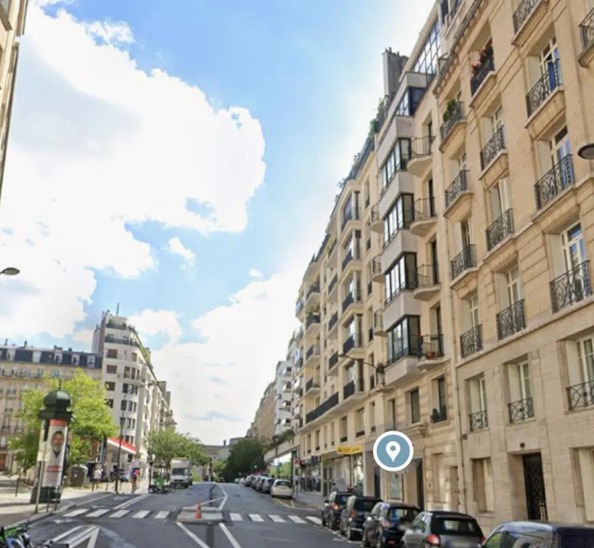 Trocadero Eiffel Tour - Refurbished Furnished Flat Paris